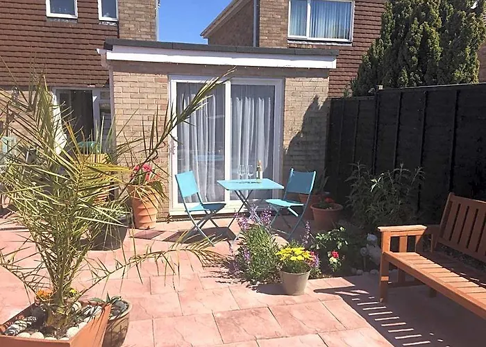 Basingstoke En Suite Room In Garden Annex